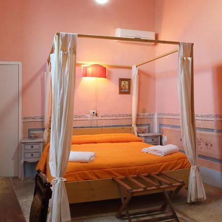 B&B Dimora Muzio And Restaurant Галлиполи Номер фото